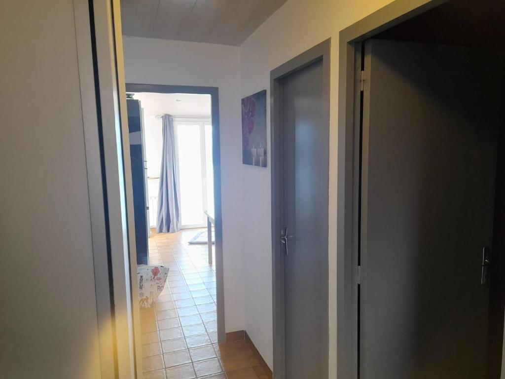Fotografie z fotogalerie ubytování Appartement cosy à Sainte-Croix-du-Verdon 44 m² vue lac v destinaci Sainte-Croix-de-Verdon