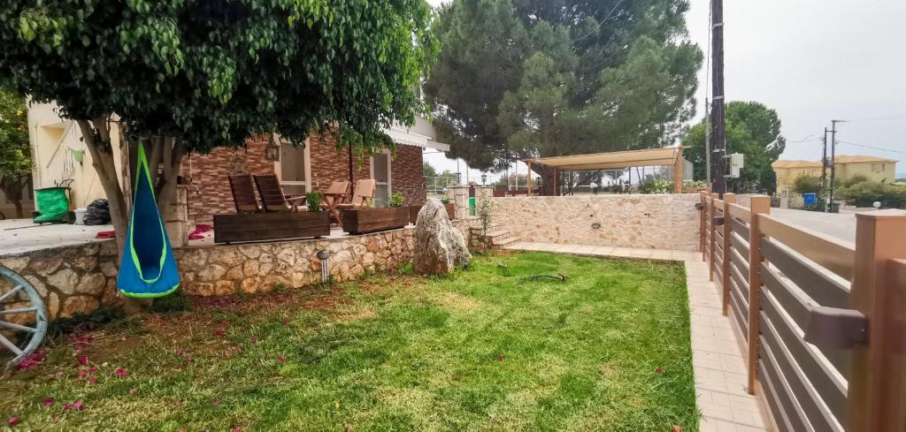 Vonkajšia záhrada v ubytovaní Casa Bella a Skala 2