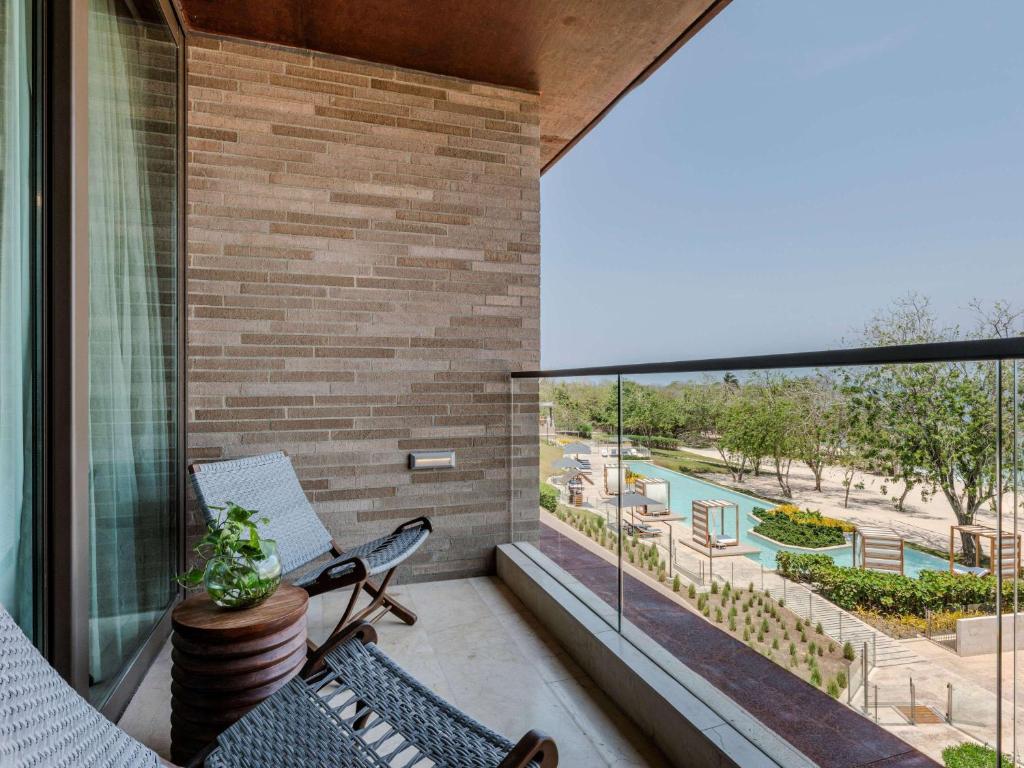 Bazén v ubytování Sofitel Barú Calablanca nebo v jeho okolí