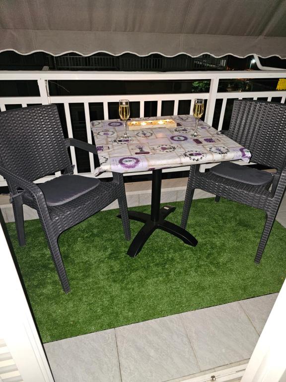 Fotografie z fotogalerie ubytování Studio Violet Olympic beach v destinaci Olympiakí Aktí