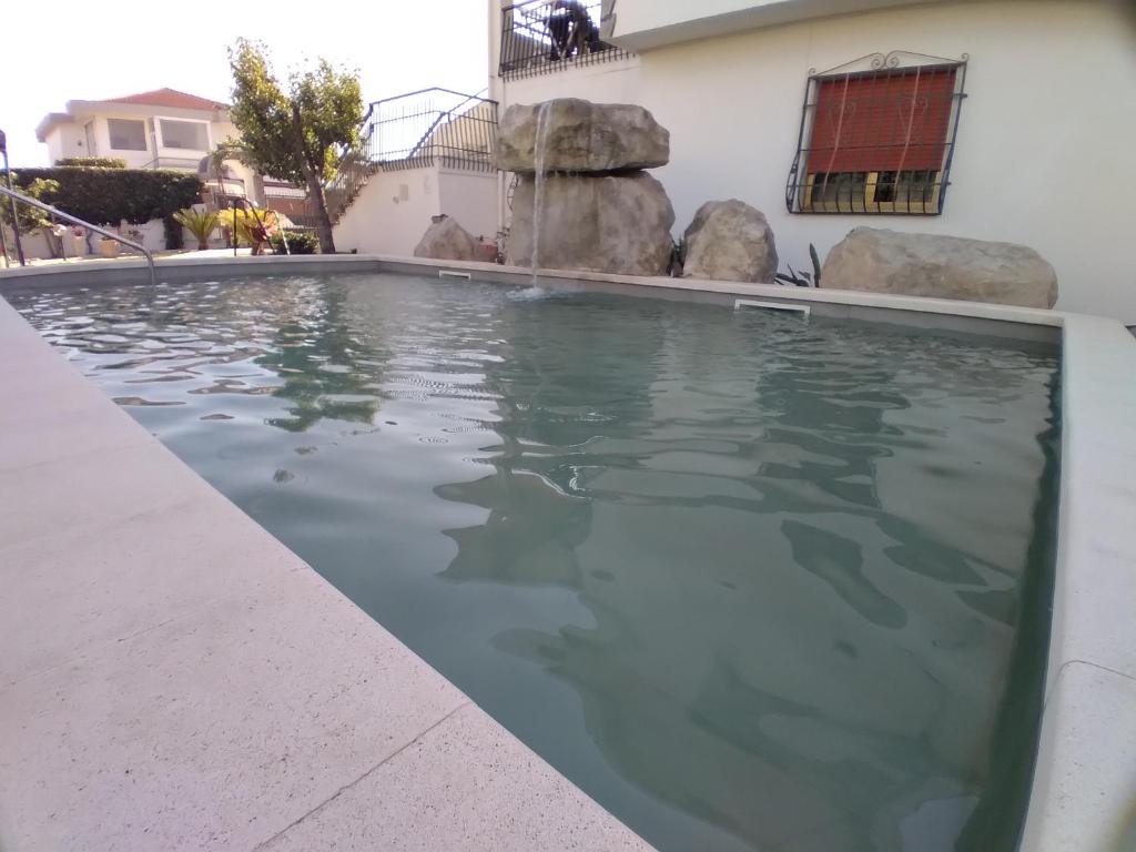 Bazén v ubytovaní Villa Miriade B&b alebo v jeho blízkosti