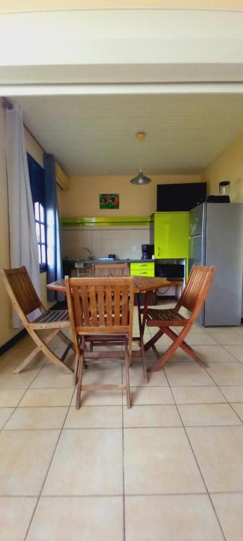 Kuchyň nebo kuchyňský kout v ubytování Vacances martinique