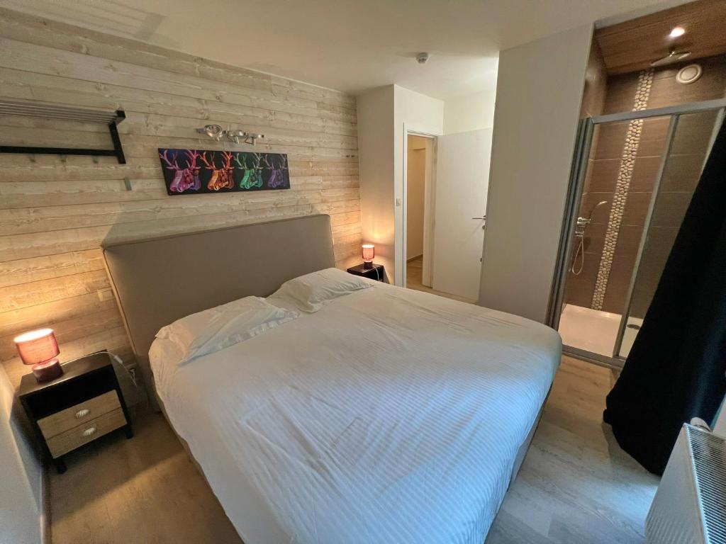 Postel nebo postele na pokoji v ubytování Gite Fond des Vaulx