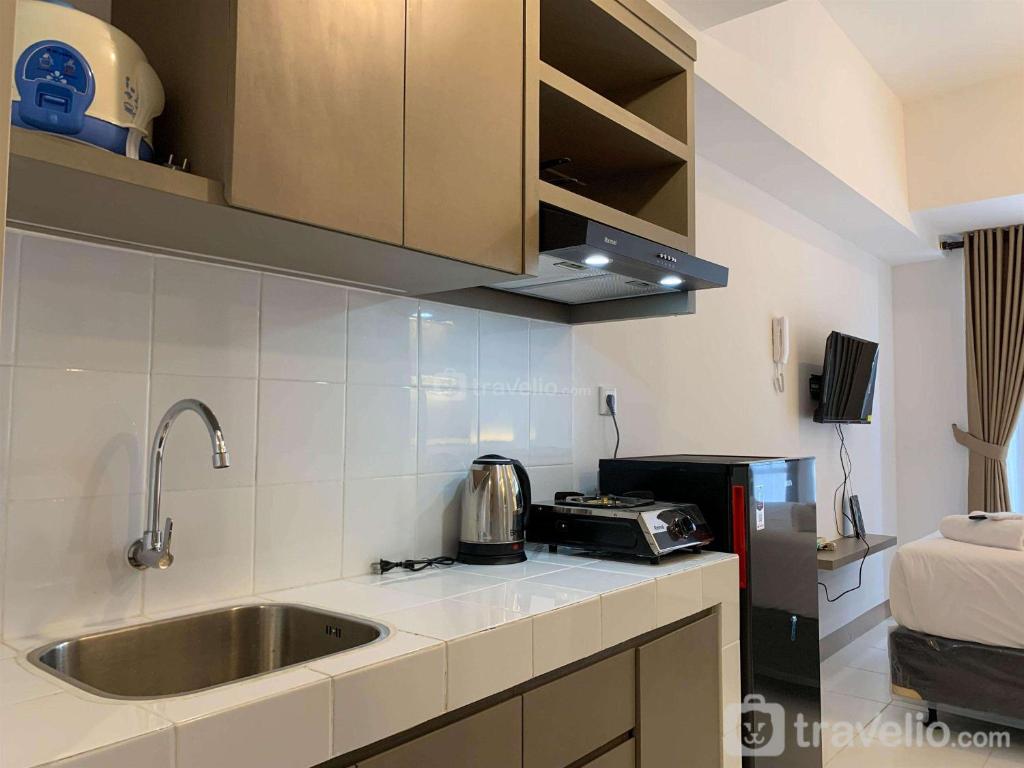 Homey Studio Homey Studio at Tokyo Riverside PIK 2 Apartment By Travelio ...