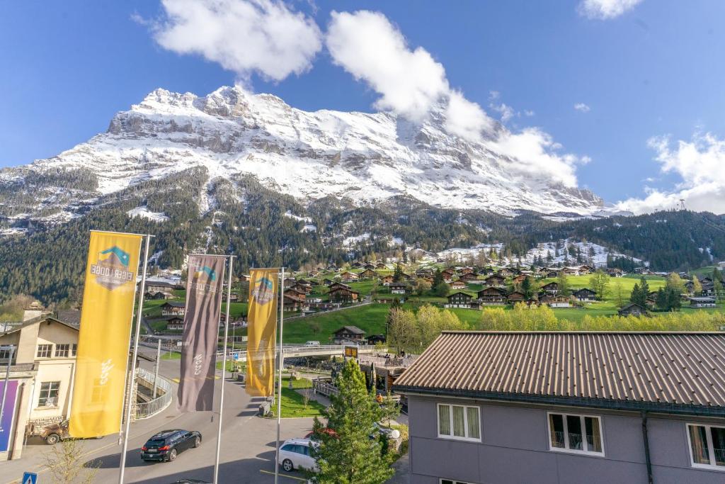 Nespecifikovaný výhled na hory nebo výhled na hory při pohledu z hotelu
