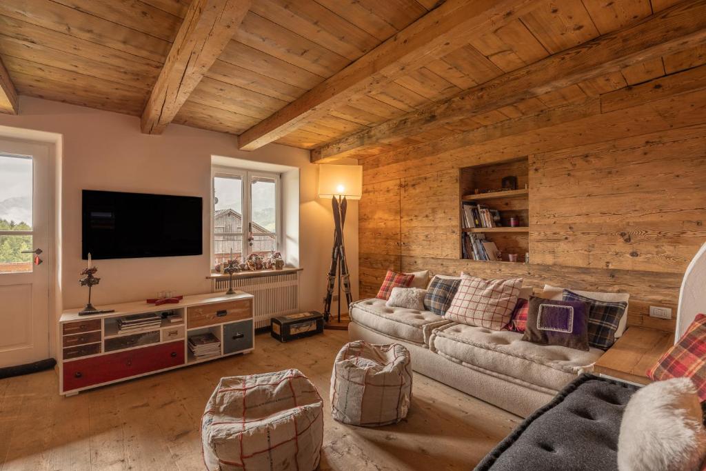 Μια τηλεόραση ή/και κέντρο ψυχαγωγίας στο Casa Sciatore, a Cortina d Ampezzo