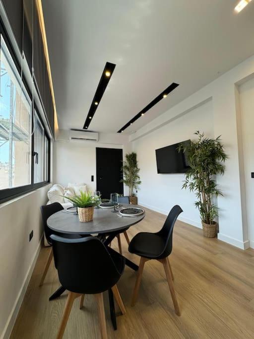 TV a/nebo společenská místnost v ubytování BlueMotion - CruiseNest 6Β