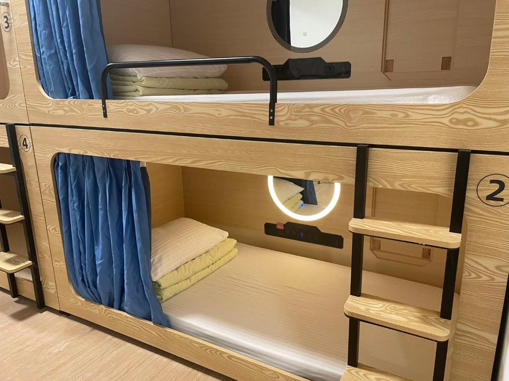 Postel nebo postele na pokoji v ubytování Hi Backpackers (Hong Kong Hostel Group)