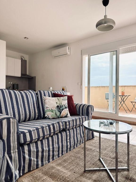 Fotografie z fotogalerie ubytování Sunny terrace! La Zenia studio v destinaci Orihuela Costa