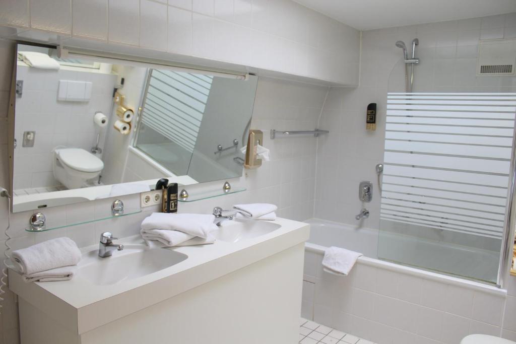 Hotel Astoria am Urachplatz - Resim 30