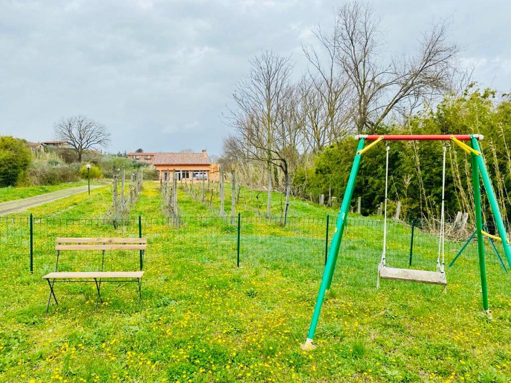 Aire de jeux pour enfants de l'établissement Villa Bubù, Appartamento Country-chic