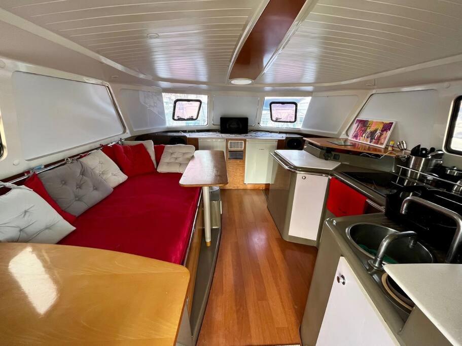 Posezení v ubytování Expérience unique sur un bateau