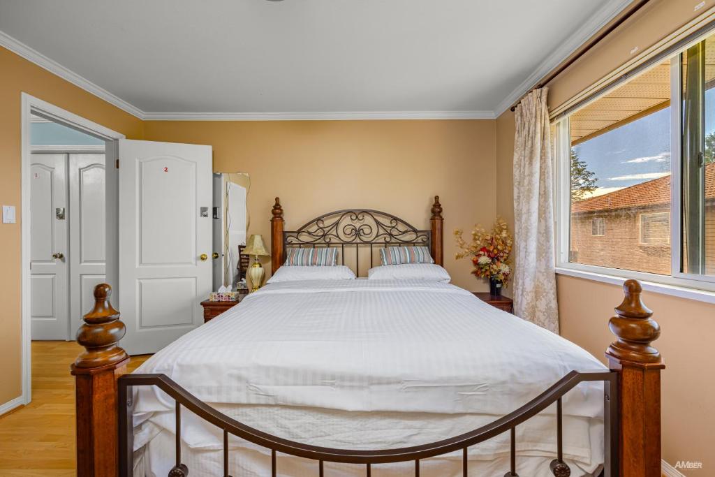 Charming Family Hotel photo