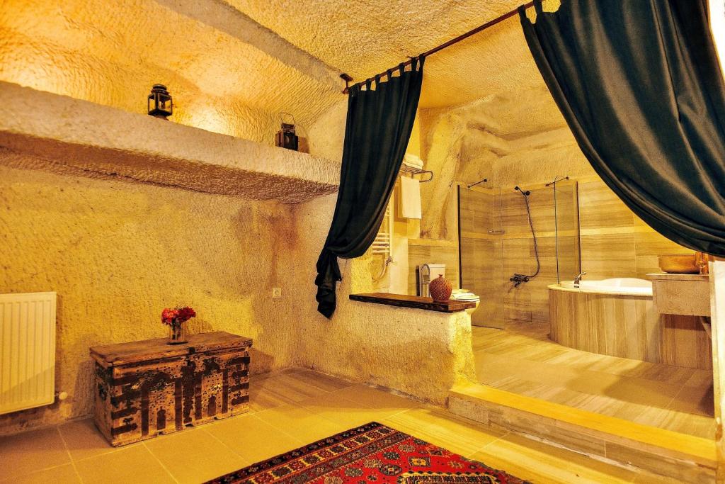 Solin Cave Cappadocia - Suite Lit King-Size Avec Baignoire Spa