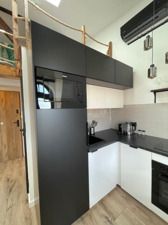 LOFT in the CITY CENTER by KOBIELA APARTMENTS - 15