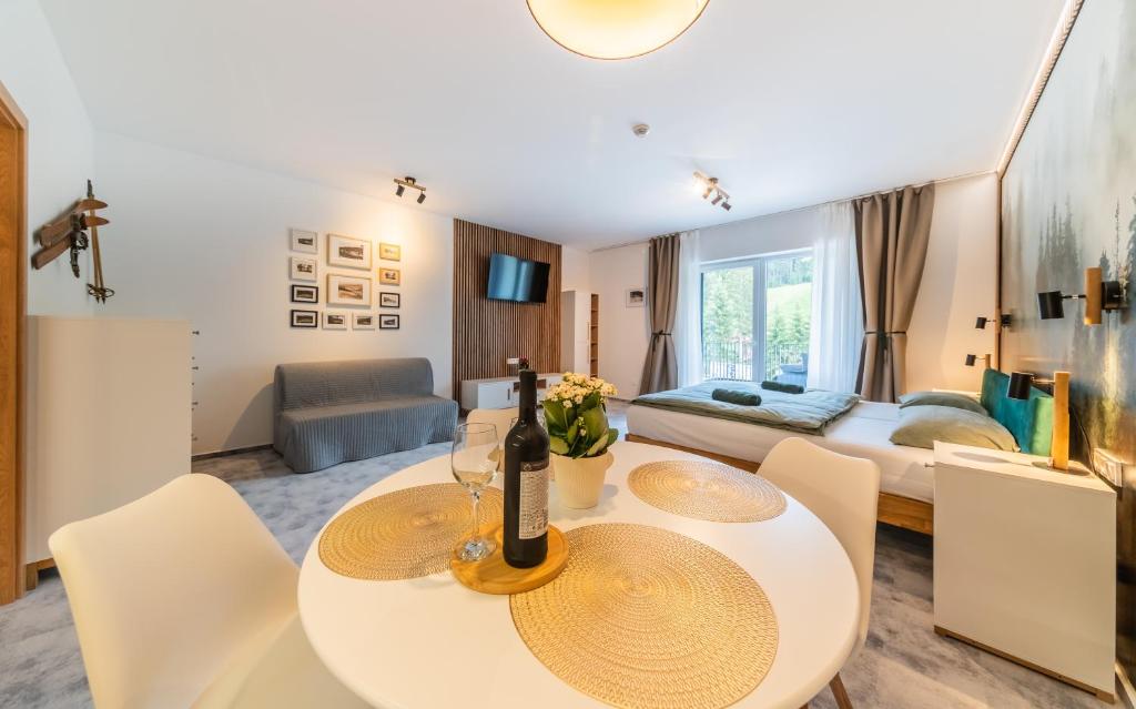 Posezení v ubytování Luxusní apartmány Domovjanka - VELKÁ STOLOVÁ a MALÁ STOLOVÁ