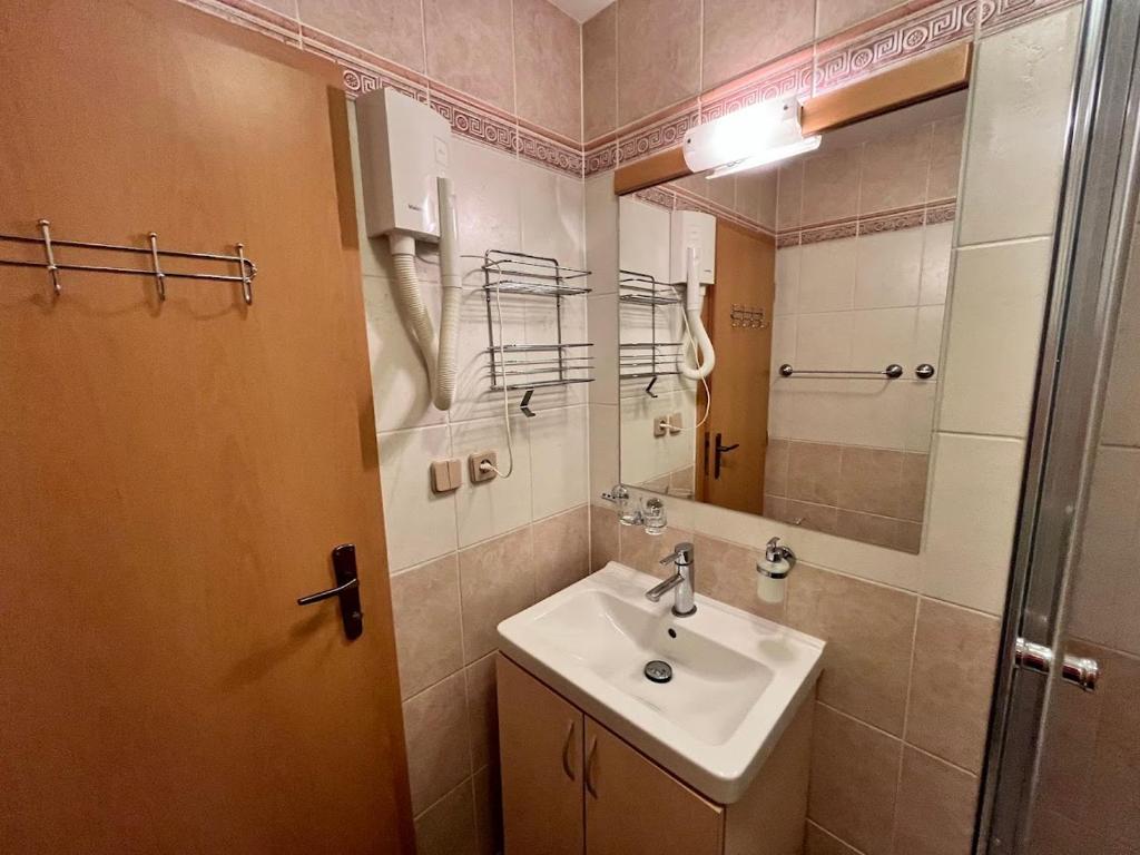 A bathroom at Apartmán pod Hoľou, Tatran-Donovaly