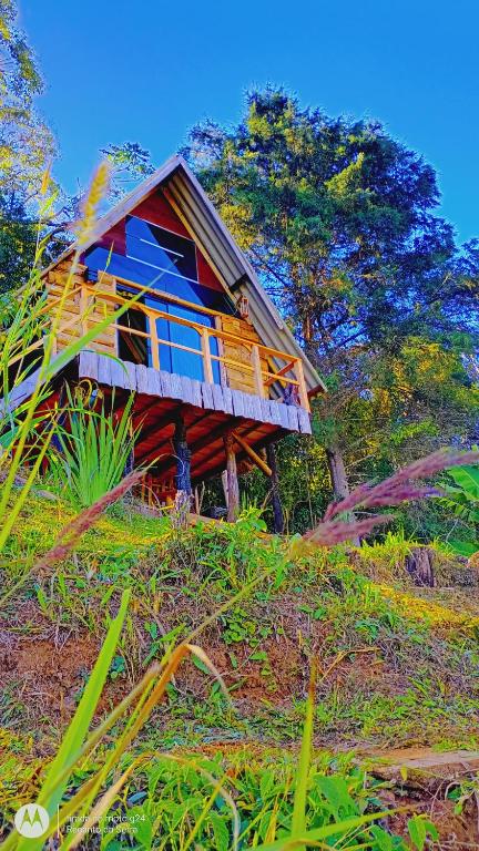 Edificio en el que se encuentra el tented camp