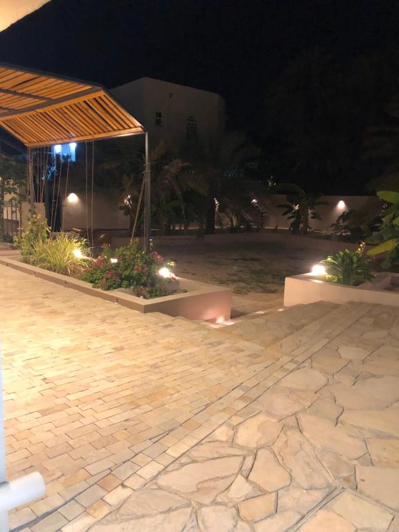 Fotografie z fotogalerie ubytování Bostan Al-Mostadhill Chalet v destinaci Nazvá