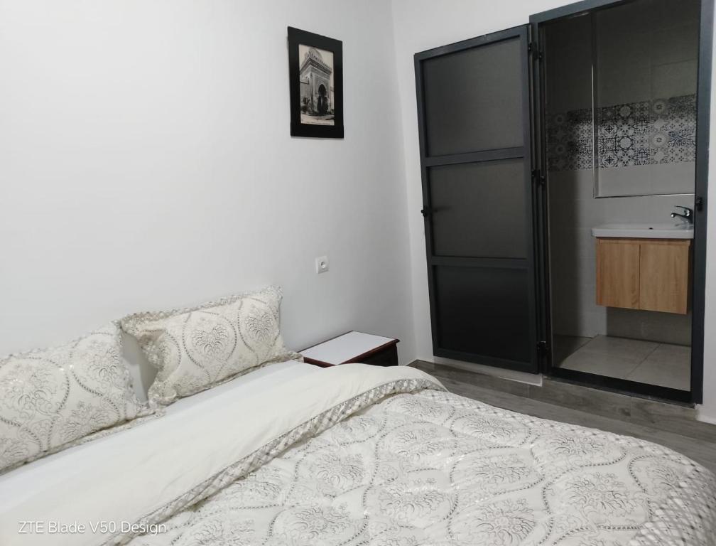 Postel nebo postele na pokoji v ubytování Medina-in auberge