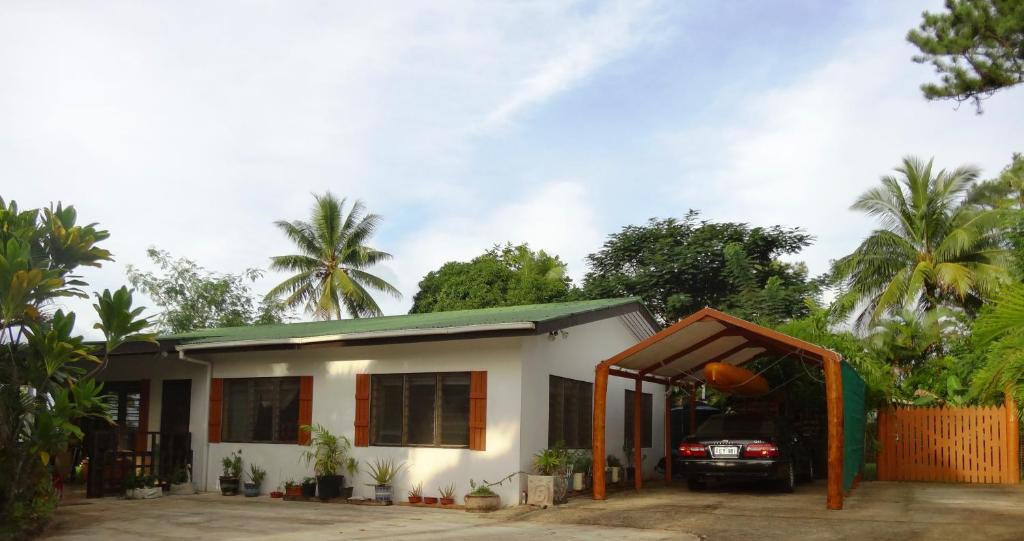 Aed väljaspool majutusasutust Oceanview home in Savusavu