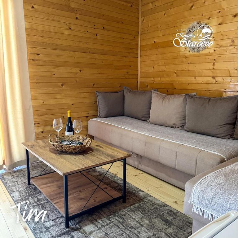 Zona de estar de Apartmani Konoba Starčevo