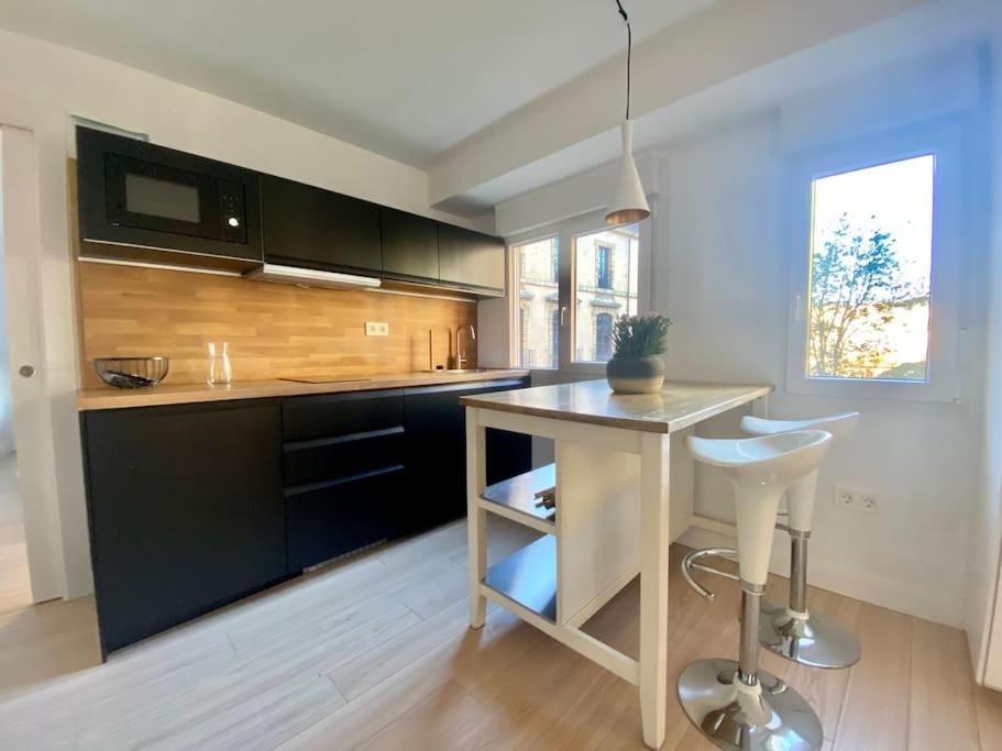 Køkken eller tekøkken på NUEVO! Apartamento al lado de la Catedral