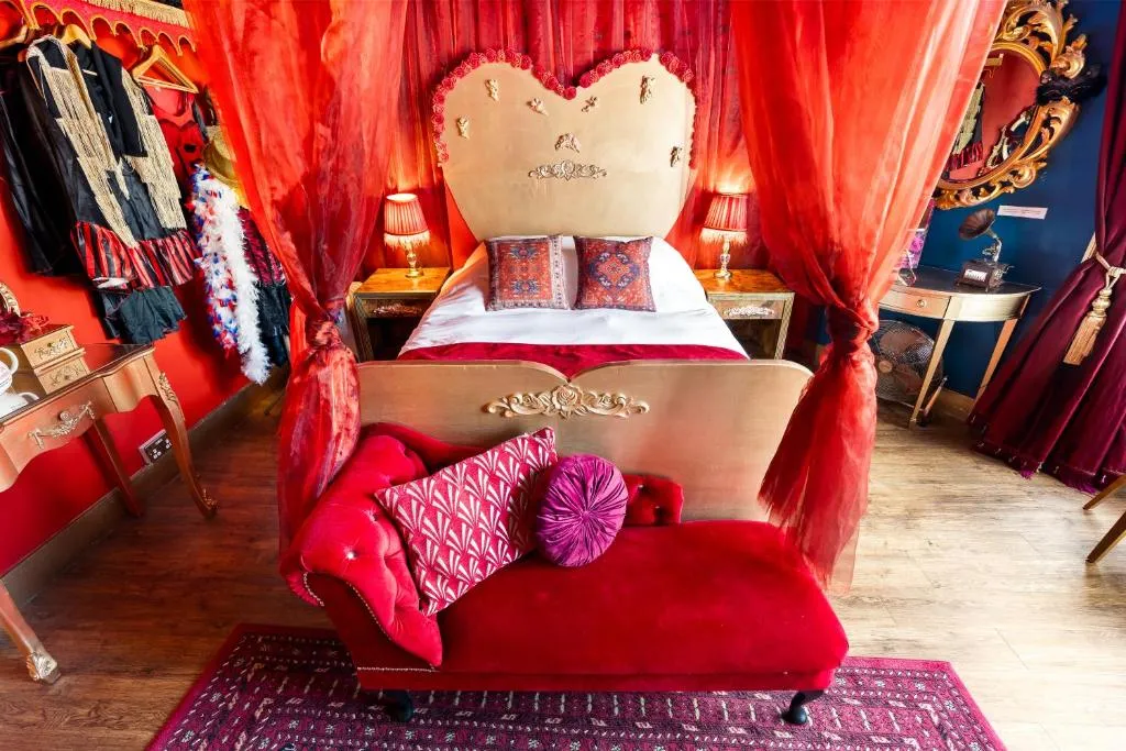 Hotel Pelirocco