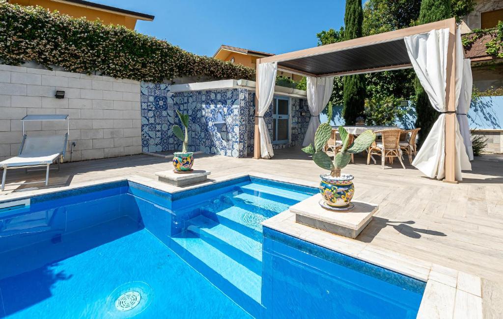 The swimming pool at or close to 4 Bedroom Amazing Home In Laura
