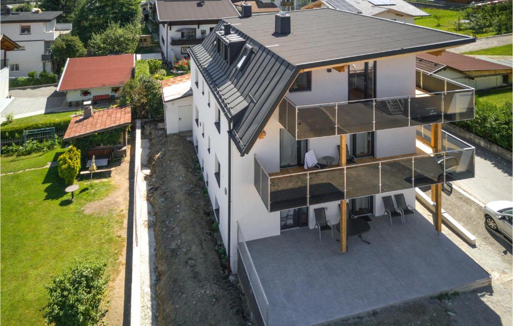 Budova, v ktorej sa apartmán nachádza