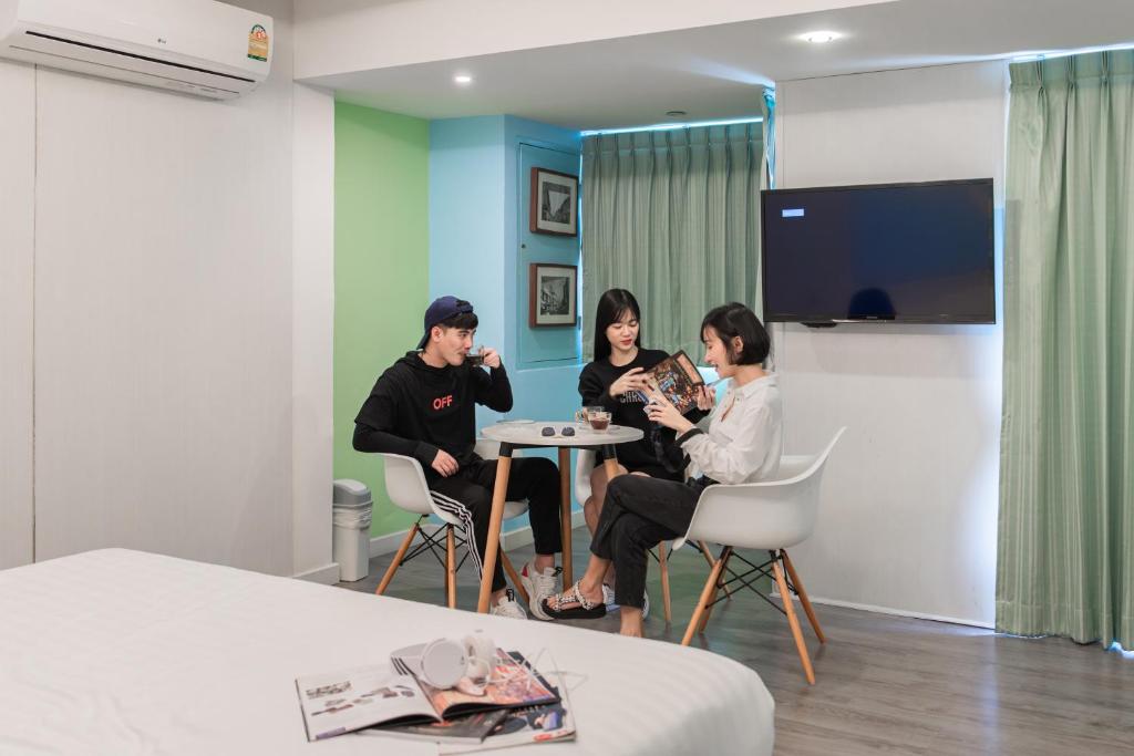 The Tint At Phuket Town - SHA Plus - Resim 36