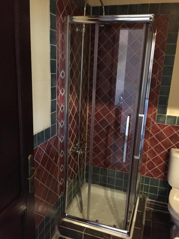 Varosi 4 Seasons - 10