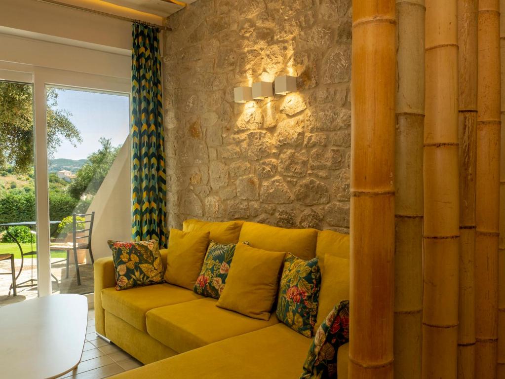 Posedenie v ubytovaní Kotroni Villas