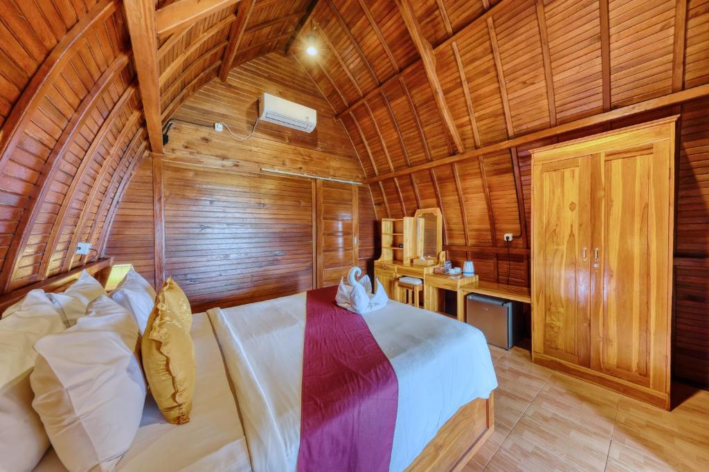 Sebuluh Sunset Hill - 2