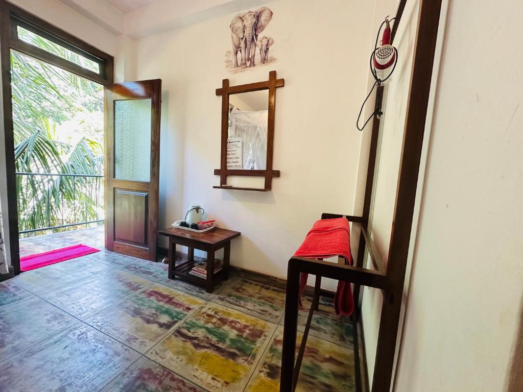 River Splendour Home Stay - 15