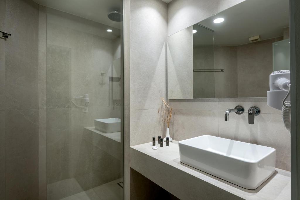 Mirtilos Studios & Apartments - 11