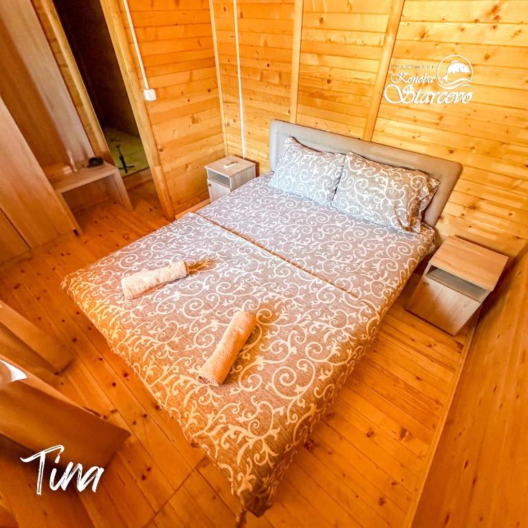Cama o camas de una habitación en Apartmani Konoba Starčevo