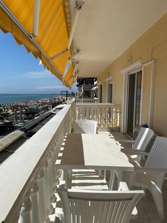 Balkón nebo terasa v ubytování Olympic Beach Rooms