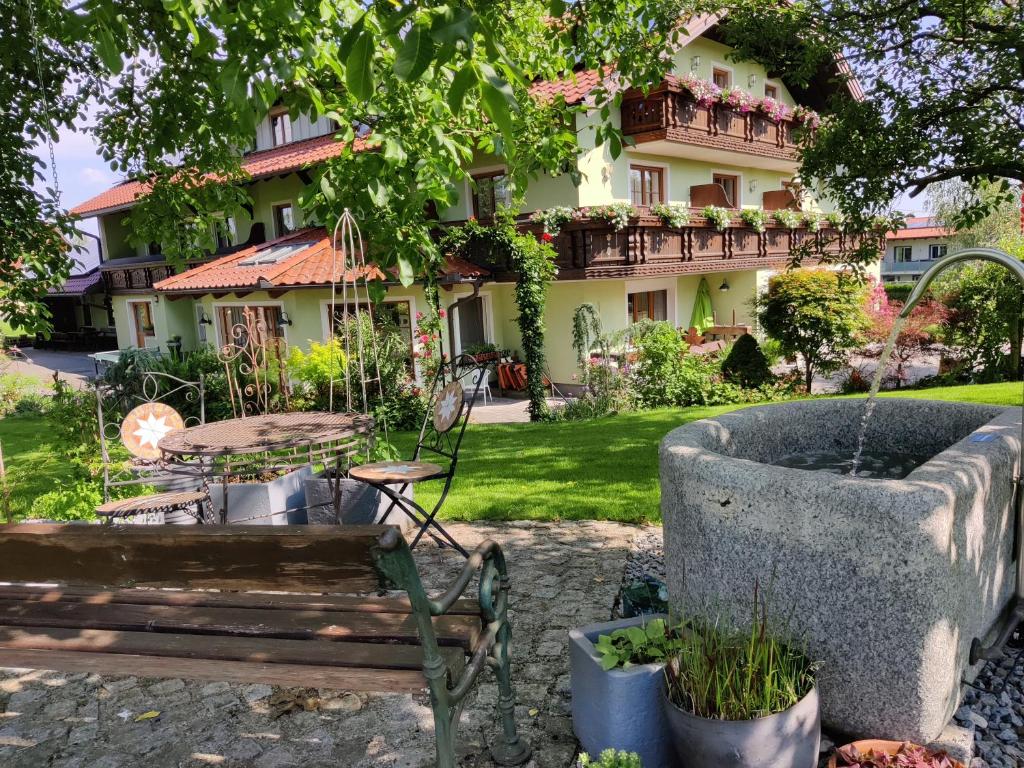 Zahrada ubytování Pension Holzapfel