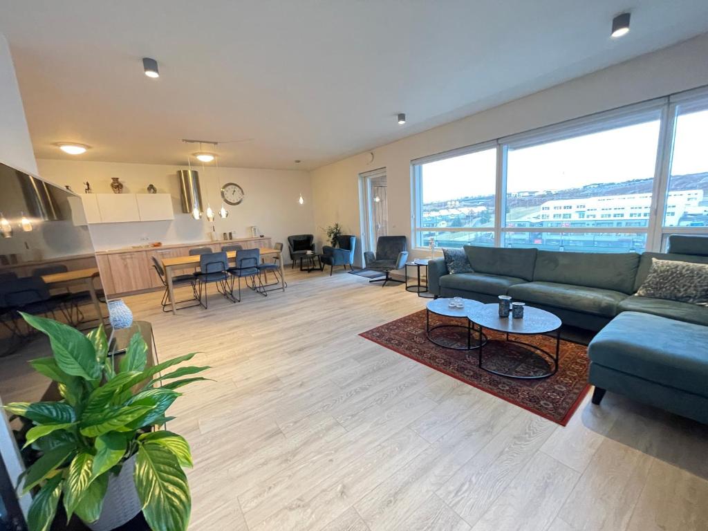 Modern and spacious 3 bedroom apartment in Kópavogur - Apartamento De Tres Habitaciones