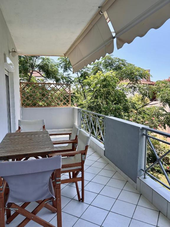 Balkón alebo terasa v ubytovaní Anthonas House
