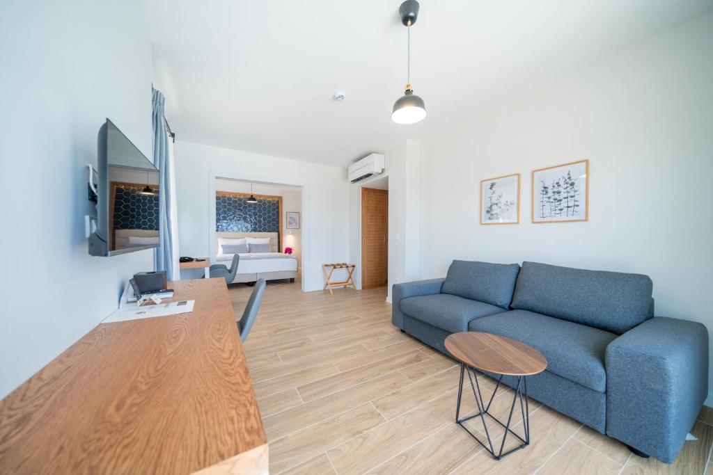 Olea Nova Hotel - Deluxe Dreibettzimmer Mit Meerblick