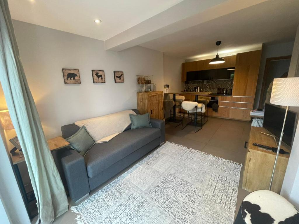 Kuchyň nebo kuchyňský kout v ubytování Verbier Apt 2 rooms