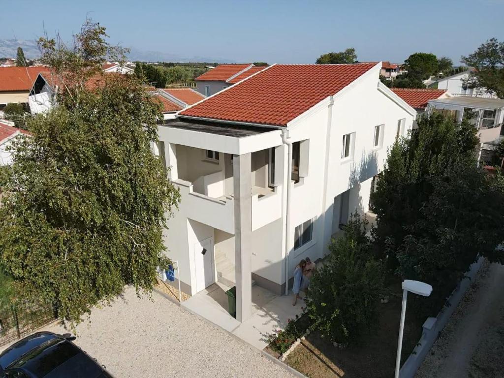 Το κτήριο όπου στεγάζεται  το διαμέρισμα