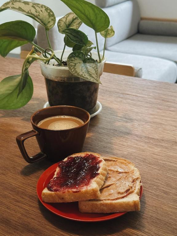 Jídlo v hostelu nebo okolí