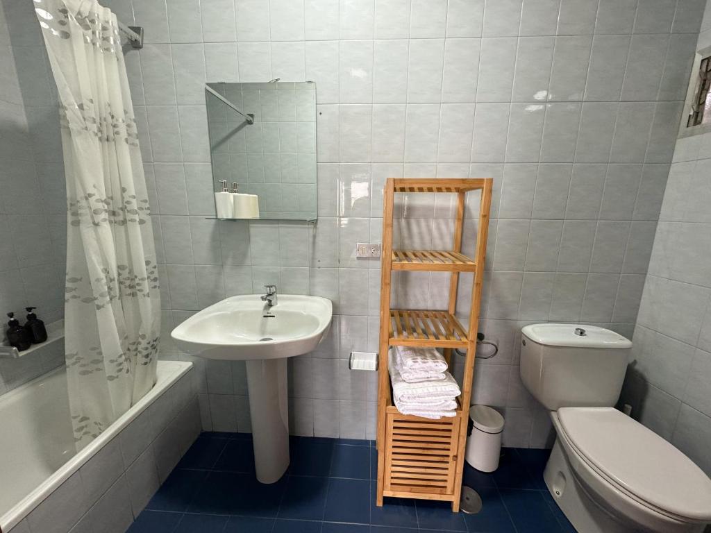 Koupelna v ubytování Apartamento LB, vistas a la ría