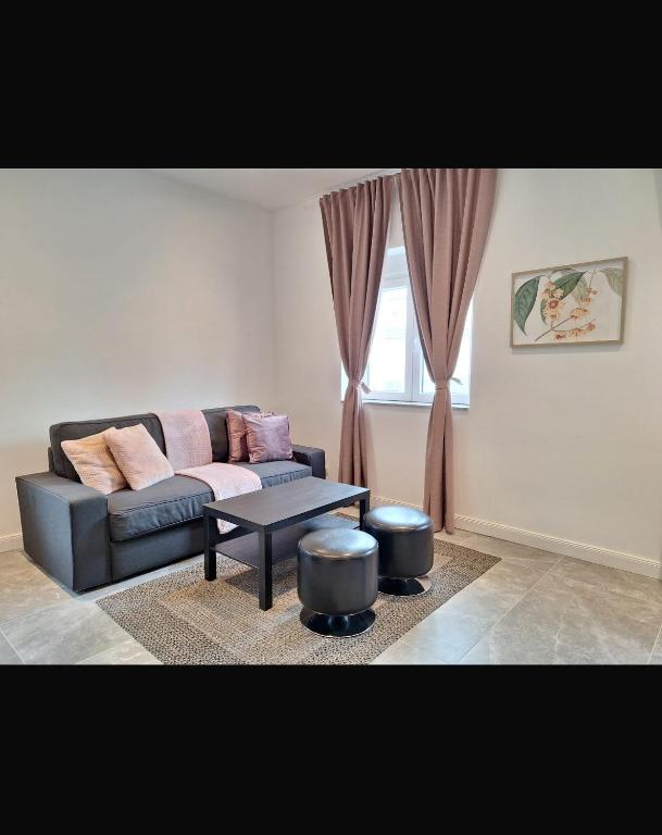 Posezení v ubytování Spacious 2 - Room Apartment - 6 Guests, 24h Check-in, Near Vienna