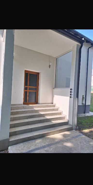 Fotografie z fotogalerie ubytování Spacious 2 - Room Apartment - 6 Guests, 24h Check-in, Near Vienna v destinaci Purkersdorf