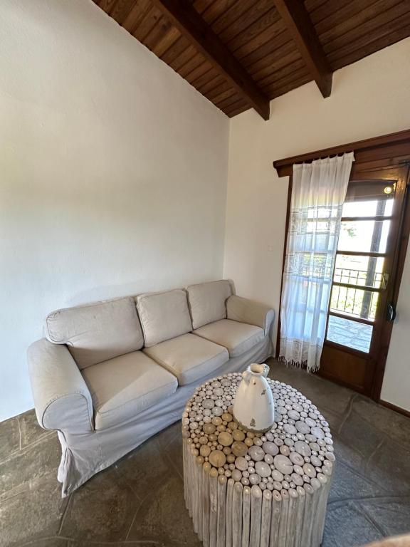 Posedenie v ubytovaní Ελιά Studio in Ktima Gerostathi
