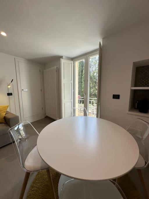 TV a/nebo společenská místnost v ubytování Design, comfort e atmosfera nel cuore del Salento